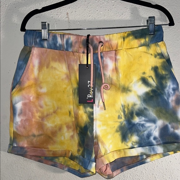 L ‘REV 37 Pants - Women's Tie-Dye Athletic Shorts - Multicolor
